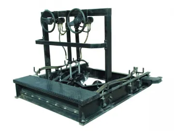 Spreader Box for Crack Filling