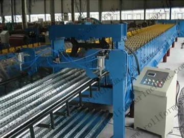 Metal Deck Roll Forming Machine