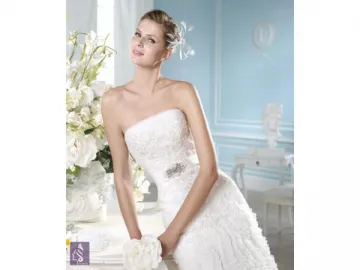 A013 Wedding Dress