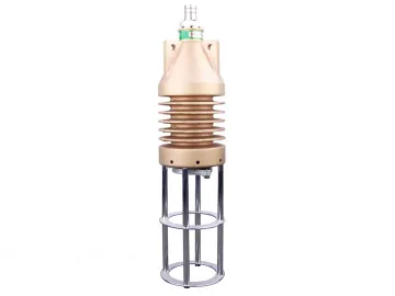 Lamp holder for underwater halogen lamp