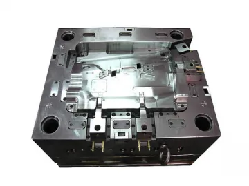 Plastic Injection Mold (Auto Parts Molds)