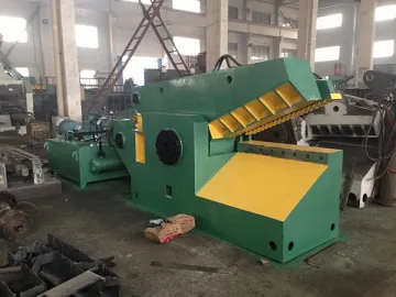 Q43-2000 Hydraulic Alligator Shear