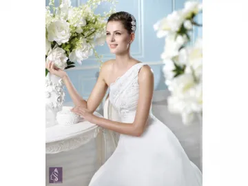 A003 Wedding Dress