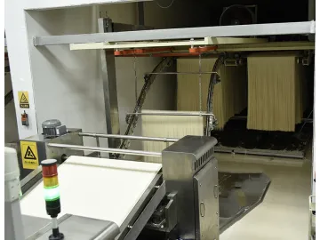 Swing Conveyor (Conveying to the Noodle Drying Rack)