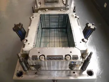 Plastic Injection Mold (Container and Pallet Molds)