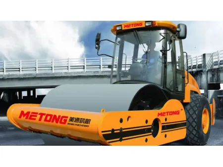 Single Drum Vibratory Rollers (Full Hydraulic Single Drive Road Roller)