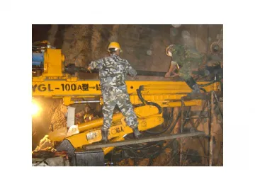 Hydraulic Crawler Drilling Rig YGL–100A