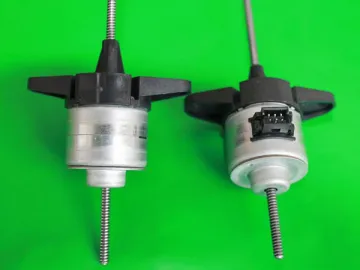 28mm PM Stepper Motor with Non-Captive Shaft Actuator