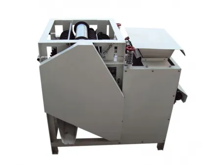 Raw Nuts Peeling Machine