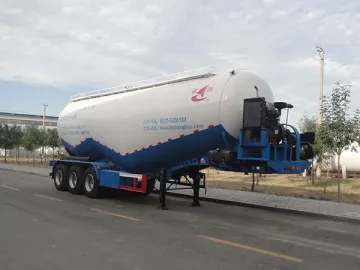 Pneumatic Tanker Trailer