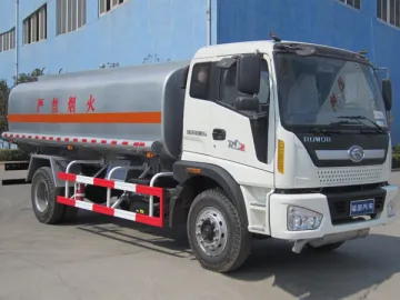 12 Cubic Meter Fuel Tank Truck