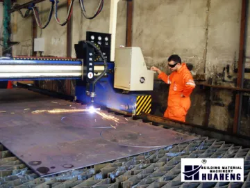 CNC Flame Plasma Cutter