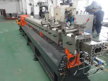 TSV-77  Extrusion Equipment