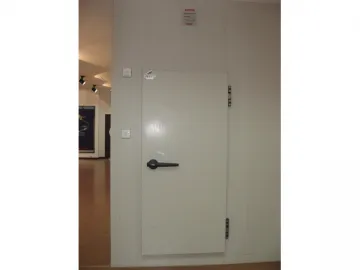 Insulated Self Closing Door